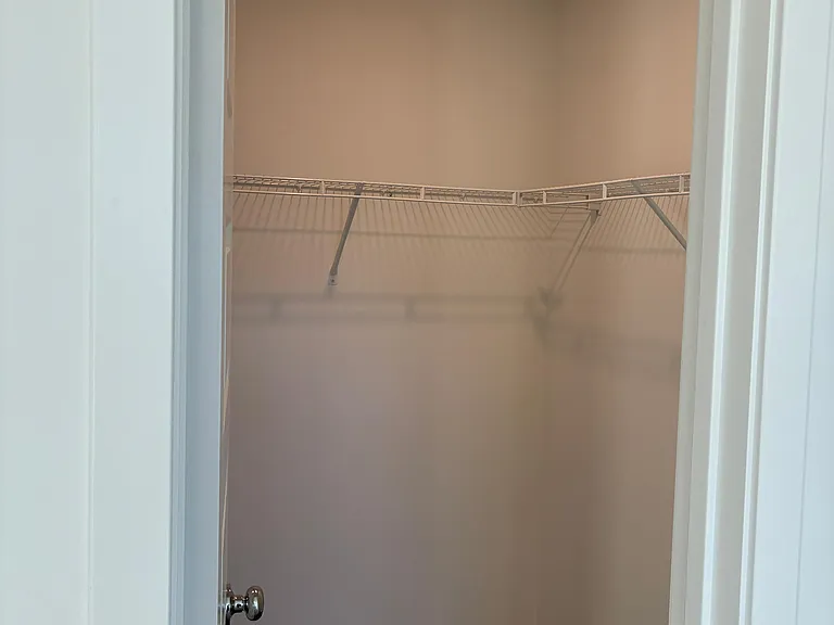 410 Monarch Ln — Photo 22