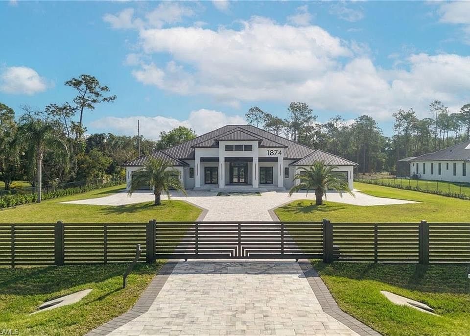 1874 39th ST SW, Naples, FL 34117 | MLS #226011424 | Zillow
