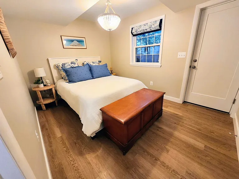 407 Russell Rd — Photo 43
