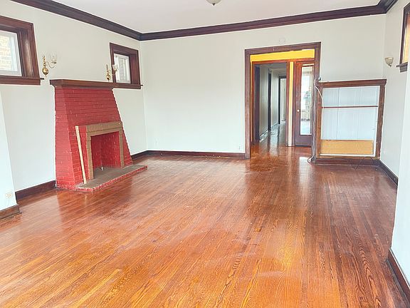 5th image of 7737 N Marshfield Ave APT 3