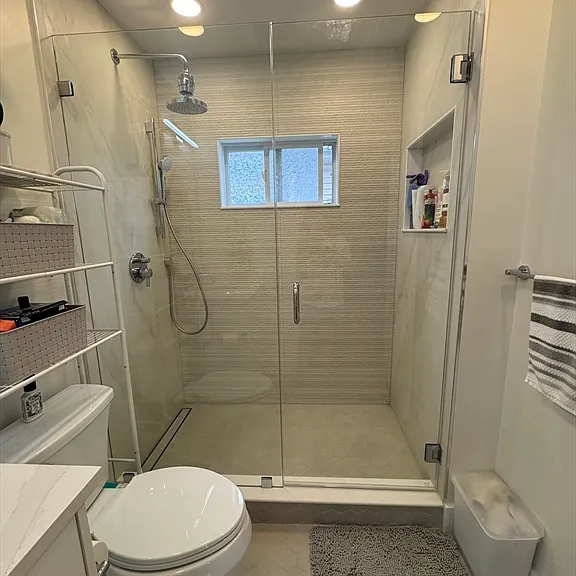 12 Henry St #2 — Photo 8