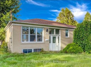 342 Moore Park Ave #BASEMENT, Toronto, ON M2R 2R6