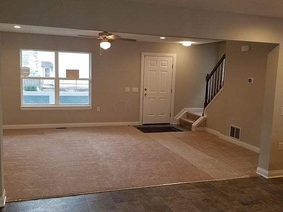 4th image of 706 Stewart Ave