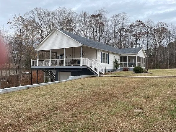 71 Florence Cir, Bracey, VA 23919