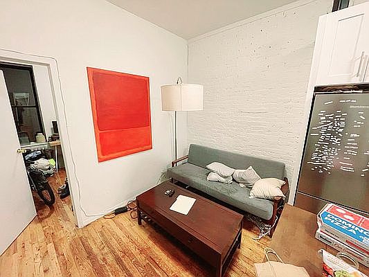 2nd image of 611 E 11th St APT 2B