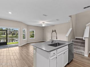 12884 Josslyn Ln, Jacksonville, FL 32246