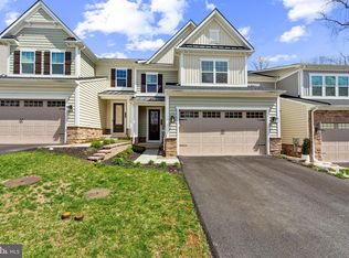 141 Ponds Edge Dr, Media, PA 19063
