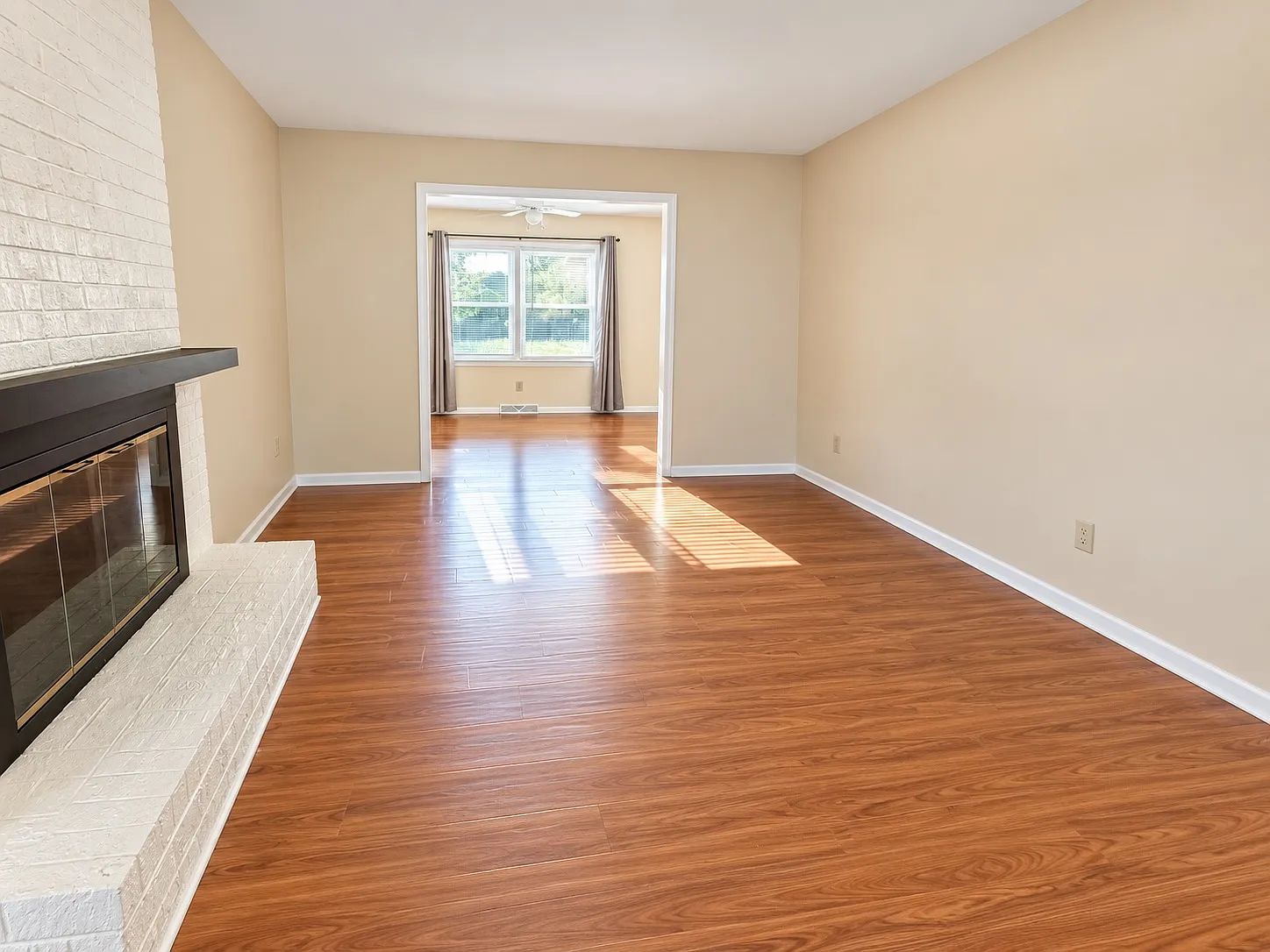 4 bed, 1513 sqft, $2,350 — Photo 3