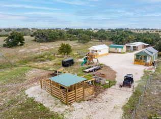 1251 Jung Rd, Harper, TX 78631