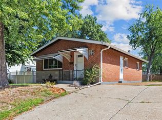 1006 S Laclede Station Rd, Saint Louis, MO 63119