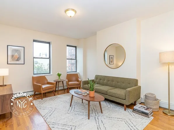 95 Seigel Street image 1 of 7