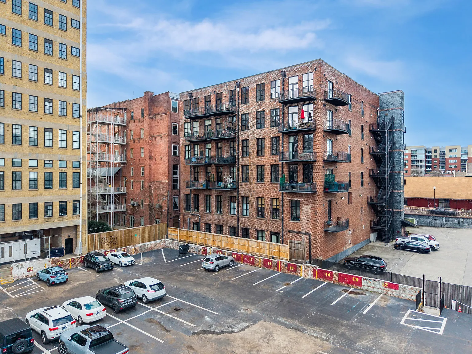 2 bed, 1430 sqft, $3,200 — Photo 3