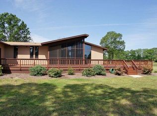 774 Oyster Point Dr, Reedville, VA 22539