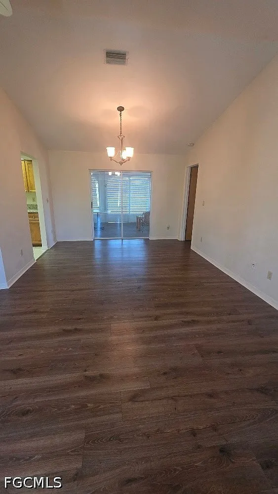 3 bed, 2.0 bath, 1834 sqft, $1,850 — Photo 3