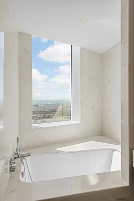 Rented by SERHANT. | media 3