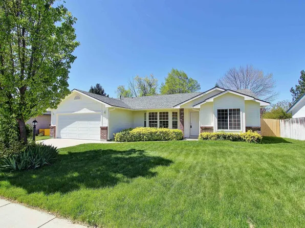 7217 N Parkcrest Ave, Boise, ID 83714
