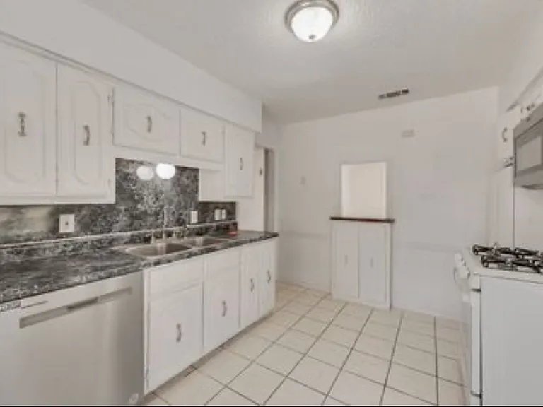 611 Wilson Ct — Photo 6