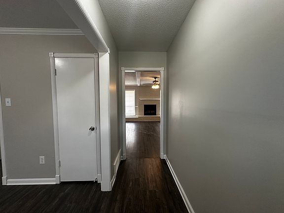 3rd image of 5631 Wooddale Ave