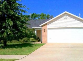 809 E Olrich St, Rogers, AR 72756