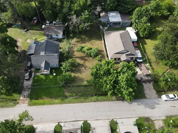 8133 Gallahad St, Houston, TX 77078