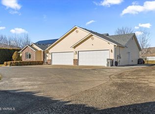 10507 Orchard Ave, Yakima, WA 98908