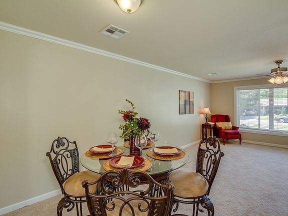 5th image of 1812 Westminster Pl