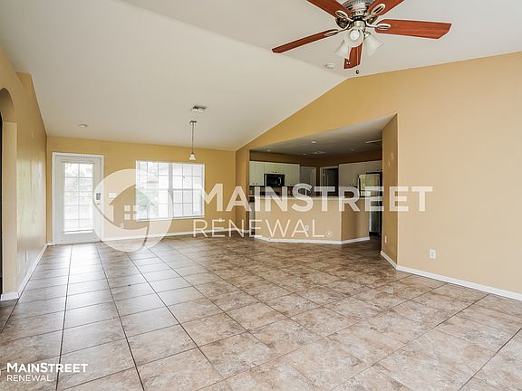 3rd image of 2509 41st St SW