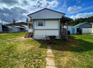 505 Wyoming Ave, Pinehurst, ID 83850
