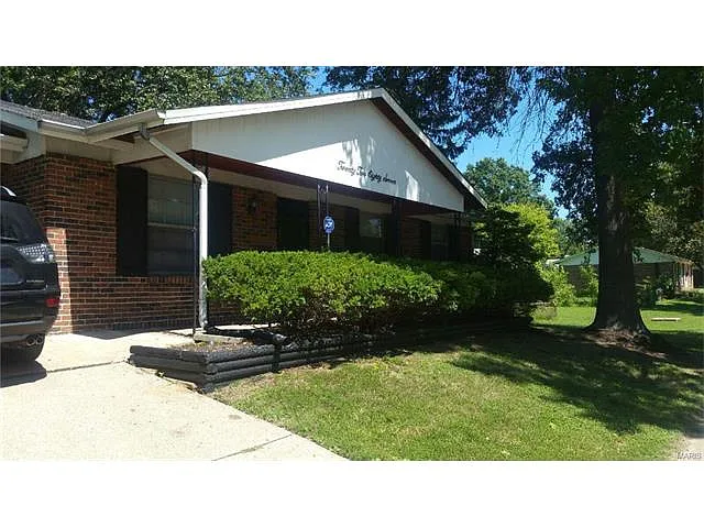 2287 Kingsford Dr photo 1