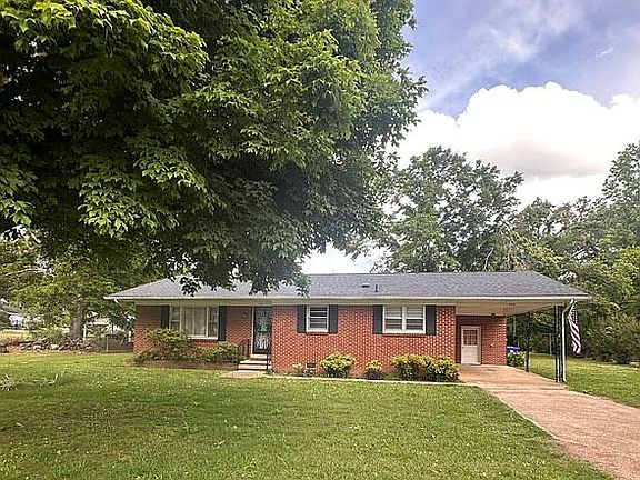 2nd image of 505 Harbert Dr
