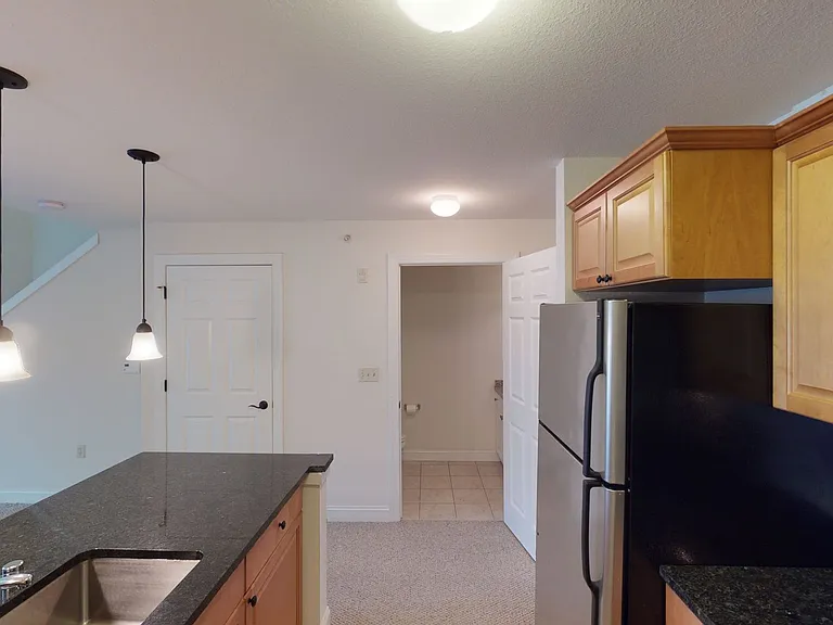 Delafield Lakes Apartments — Photo 37