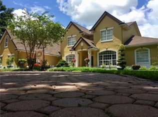 1648 Wallace Rd, Lutz, FL 33549