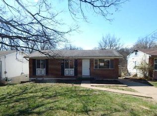 7446 Halpin Dr, Saint Louis, MO