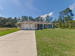 56 Malauka Pass Crse, Ocklawaha, FL 32179