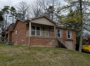 10801 Chatfield Ct, Louisville, KY 40299