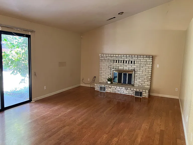 1717 Whippoorwill Ct — Photo 6
