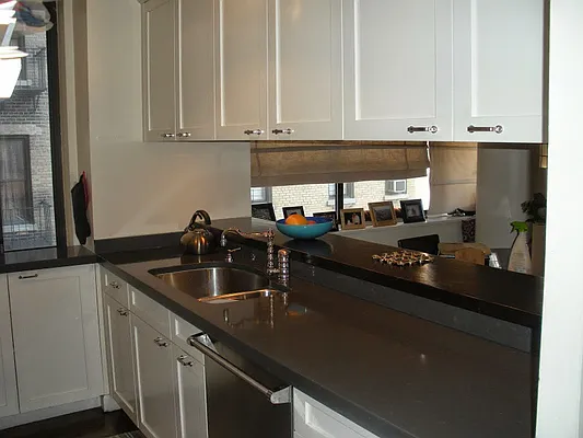 Rented by Manhattan Flats | media 26