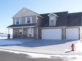 4601 Garnet Way, Cheyenne, WY 82009