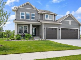10125 Shadyview Ln N, Maple Grove, MN 55311