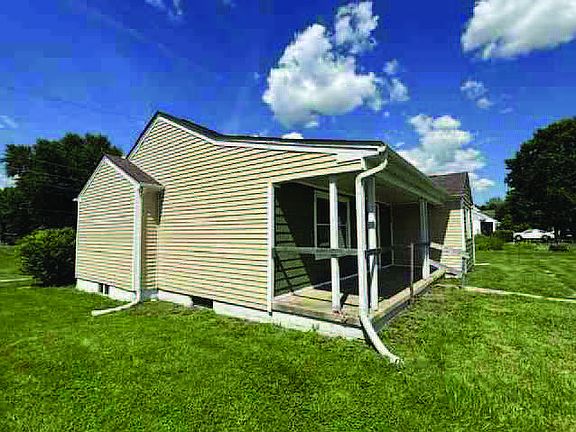 2nd image of 48 Lozier Ln