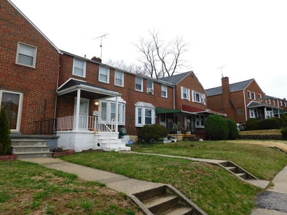 3rd image of 5729 Willowton Ave