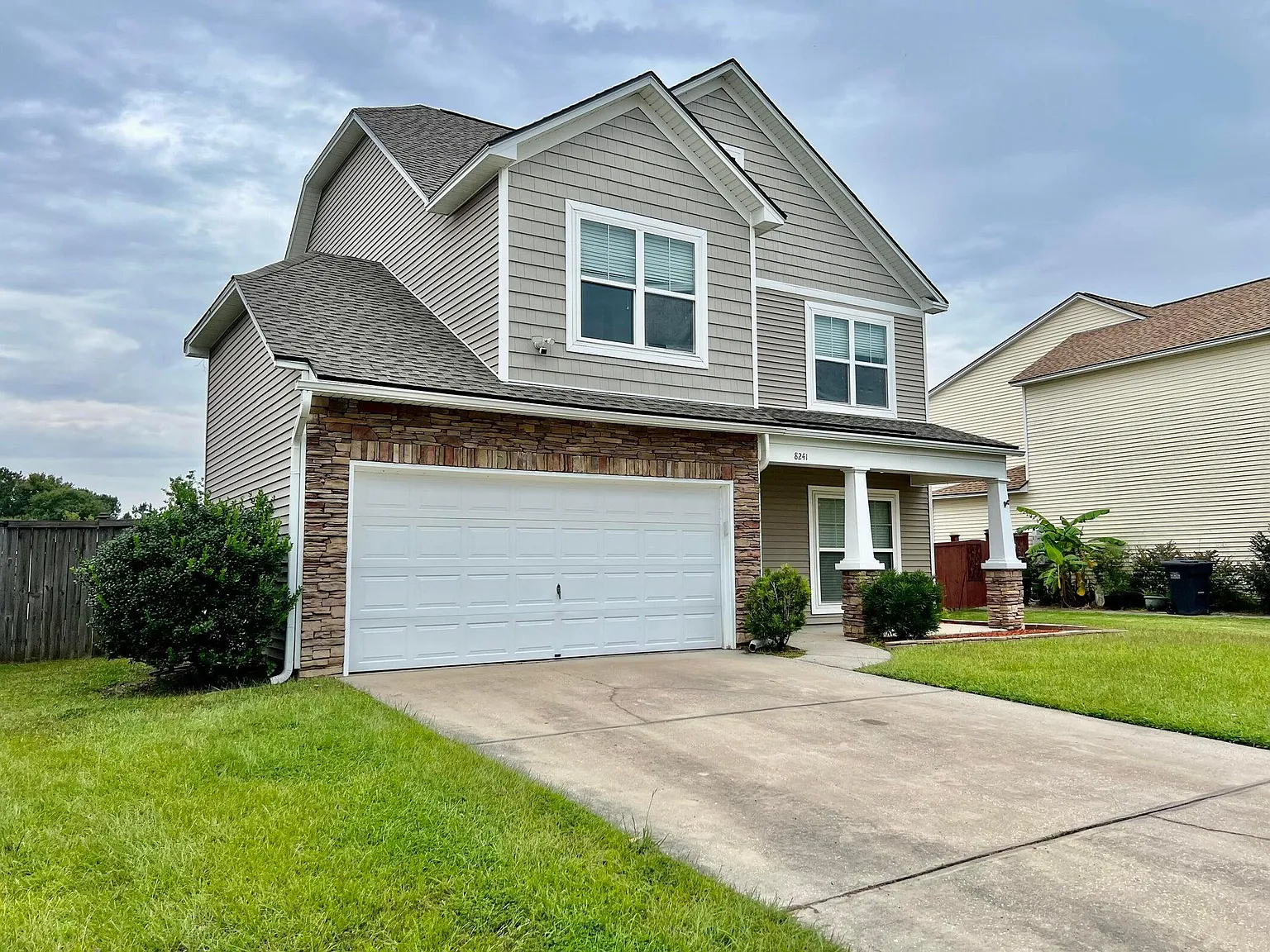 3 bed, 2.5 bath, 1780 sqft, $2,500 — Photo 2