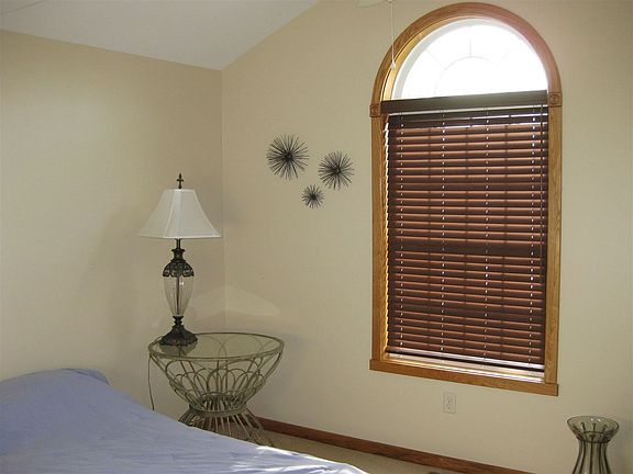 5th image of 3169 Gaslight Dr