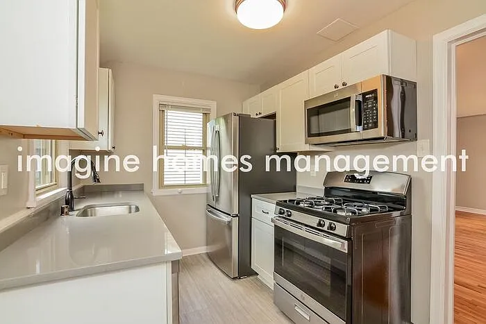 7801 Division St — Photo 7