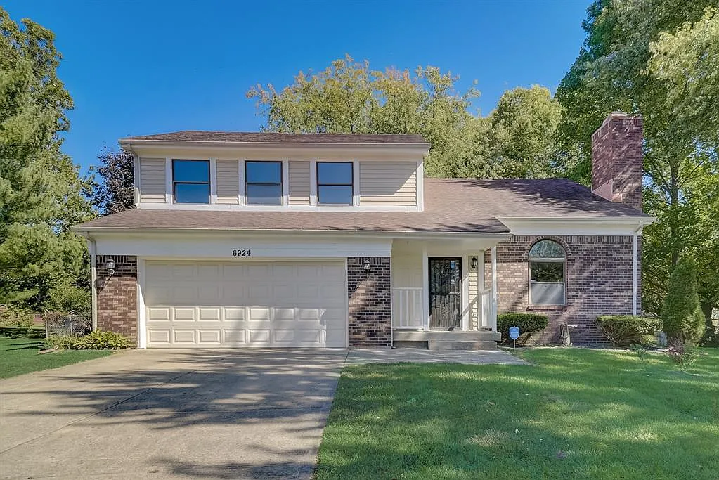 6924 Deerbrook Ct photo 1