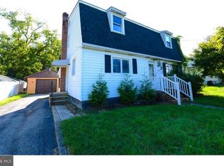 40 Glenwood Ave, Pennsville, NJ 08070