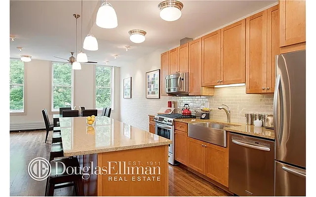 Rented by Douglas Elliman | media 44