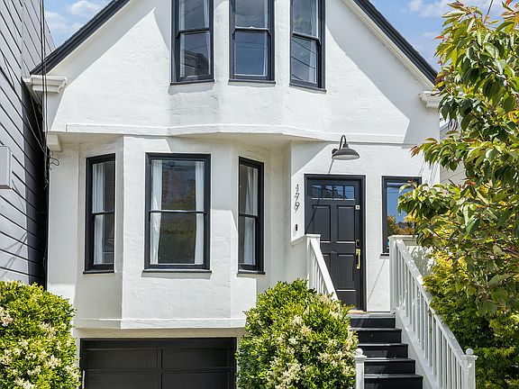 2nd image of 181 Brompton Ave