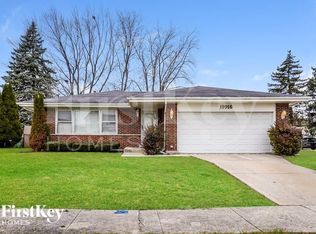 19916 Orchard Ave, Lynwood, IL 60411