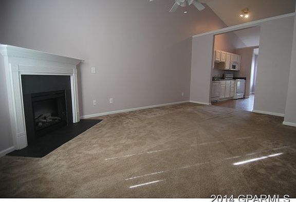 3rd image of 1105 Nicklaus Drive #B